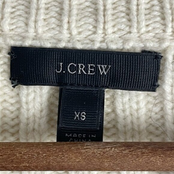 J crew Women’s Pom Pom Sweater 100% wool Crew neck Ivory cable knit size XS - Picture 4 of 8